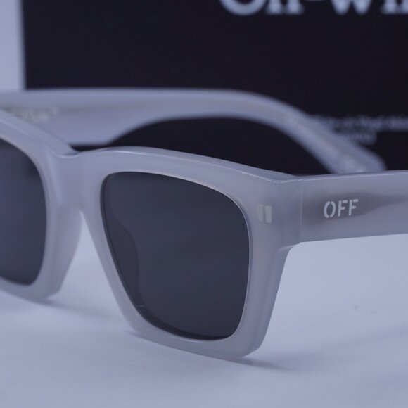 Off-White OERI13X VALDEZ 0907 Square Sunglasses – Shiny Grey/Dark Grey - Picture 3 of 10